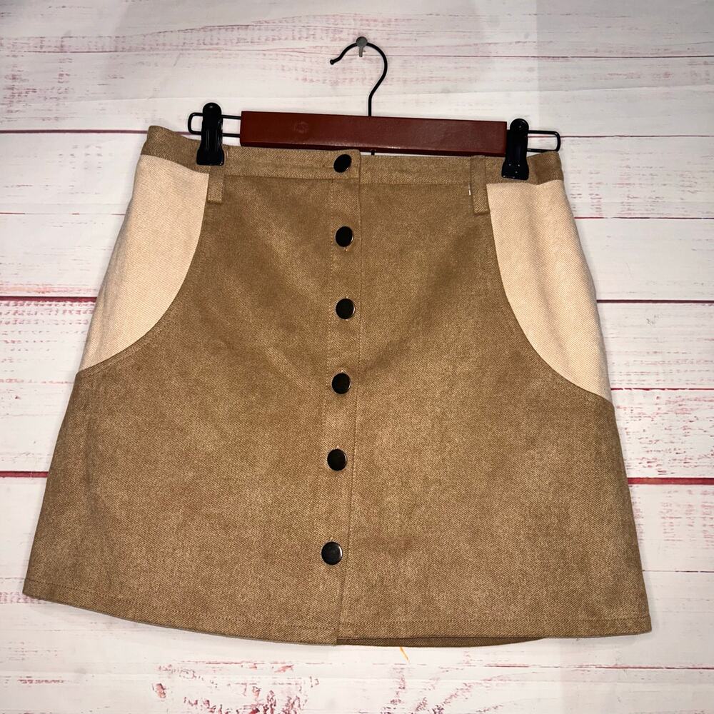 New Wild Honey "Doin My Thang" Tan Mini Skirt | Women's Medium